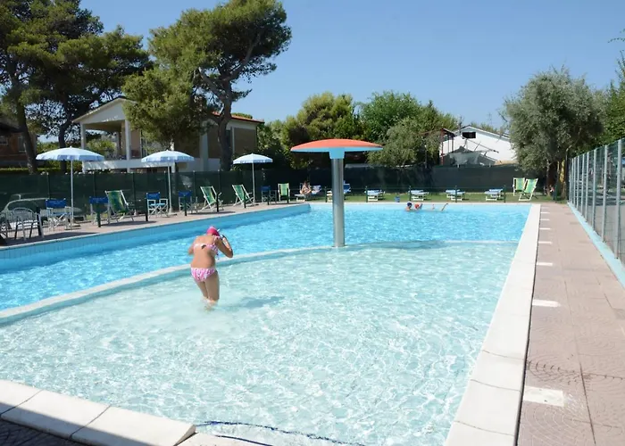 Village Adriatico Kamp alanı